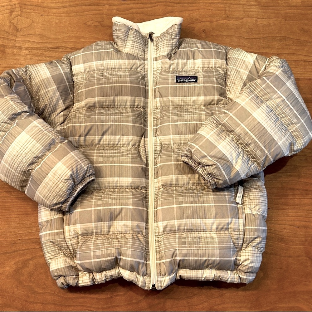 EUC Patagonia as-warm-as they get! goose-down puffer coat